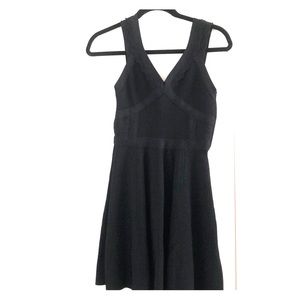 guess black bodycon dress.